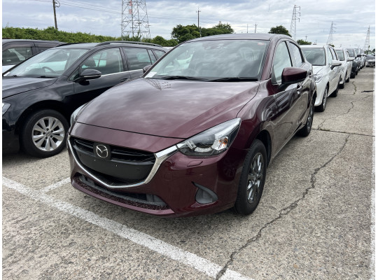 Mazda Demio 2016