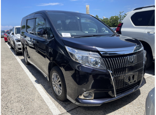 Toyota Esquire 2016